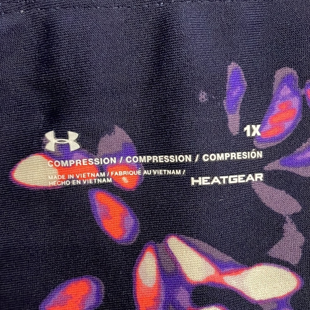 Under Amour Compression Leggings- 120 - Picture 5 of 5